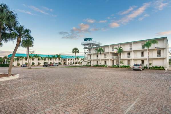 Days Inn by Wyndham Lake Okeechobee in Okeechobee, Florida, United States