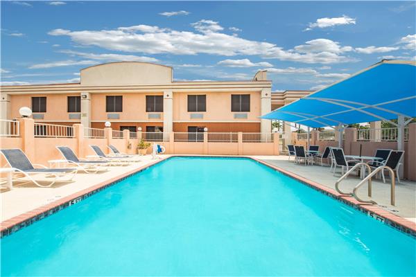 Days Inn by Wyndham McAllen in McAllen, Texas, United States