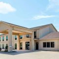 Days Inn by Wyndham McPherson