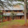 Dean’s Hill View Lodge