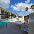 Deluxe Inn & Suites Raymondville