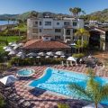 Dolphin Bay Resort & Spa