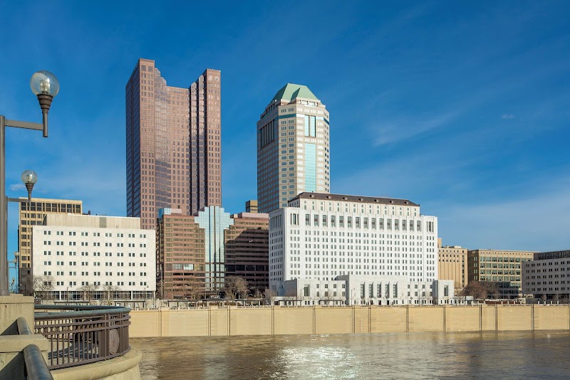 DoubleTree Suites by Hilton Columbus Downtown in Columbus, Ohio, United States