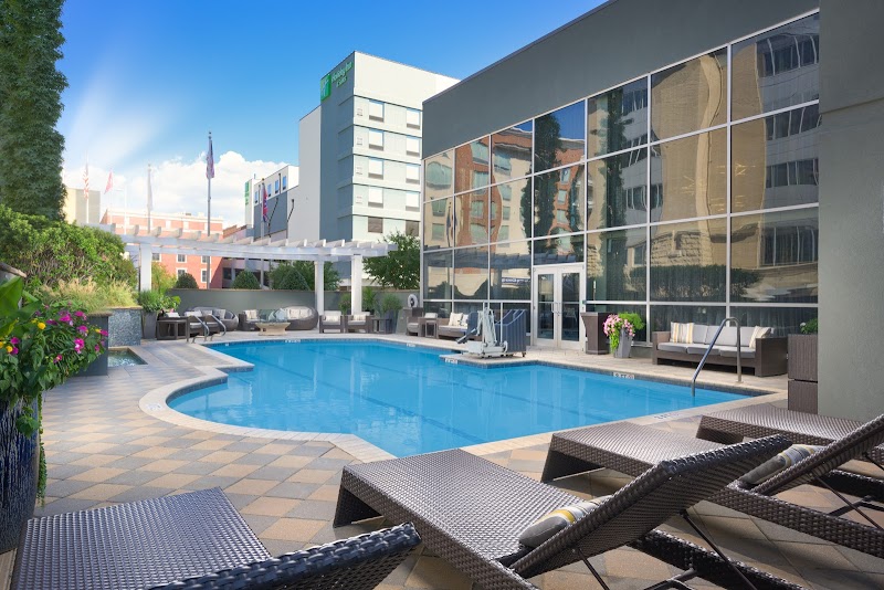 DoubleTree by Hilton Hotel Chattanooga Downtown in Chattanooga, Tennessee, United States