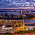 DoubleTree by Hilton Hotel Decatur Riverfront
