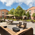 DoubleTree by Hilton Milwaukee-Brookfield