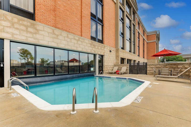 Drury Inn & Suites Birmingham Lakeshore Drive in Homewood, Alabama, United States
