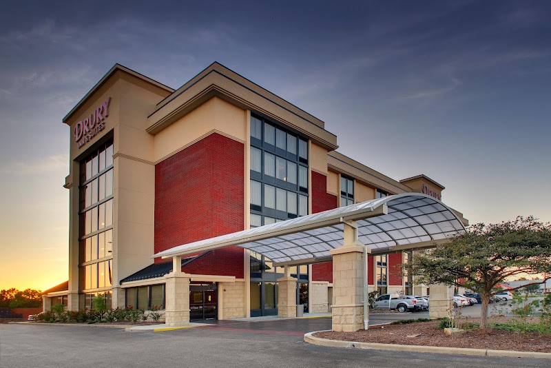 Drury Inn & Suites Evansville East in Evansville, Indiana, United States