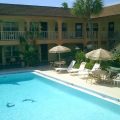 Echo Sails Motel & Apartments