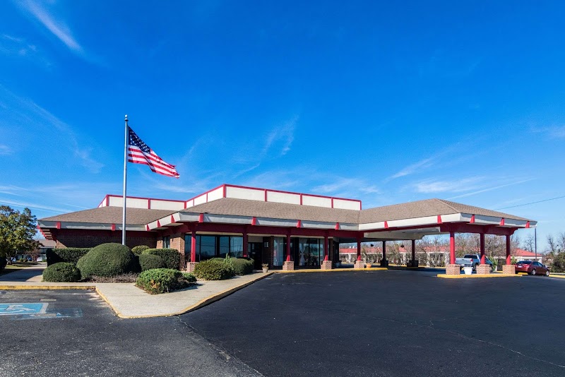 Econo Lodge Inn & Suites Conference Center in Dublin, Georgia, United States