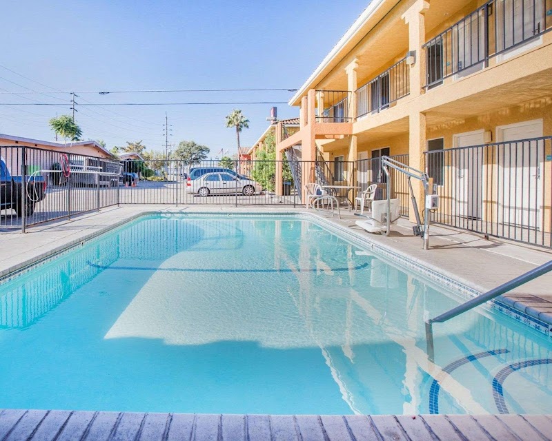 Econo Lodge Inn & Suites Lodi - Wine Country Area in Lodi, California, United States