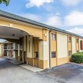 Econo Lodge Inn & Suites Matthews – Charlotte