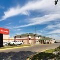 Econo Lodge West I-29