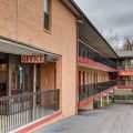 Econo Lodge by University