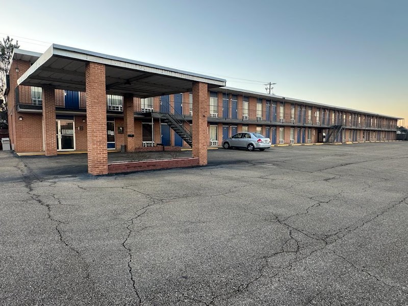 Economy Inn in New Albany, Mississippi, United States