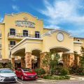 Evangeline Downs Hotel