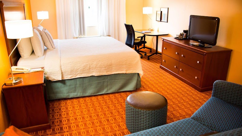 Fairfield Inn & Suites by Marriott Lumberton in Lumberton, North Carolina, United States