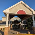 Fossil Creek Hotel and Suites