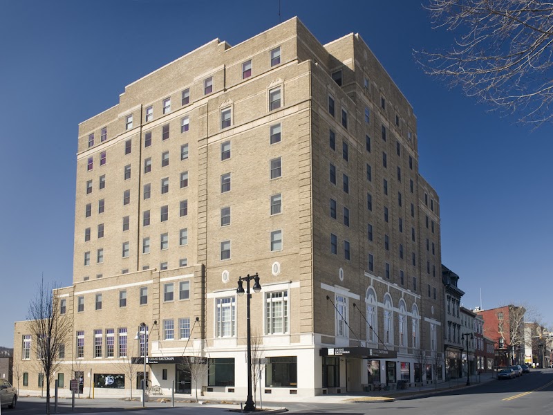 Grand Eastonian Hotel & Suites in Easton, Pennsylvania, United States