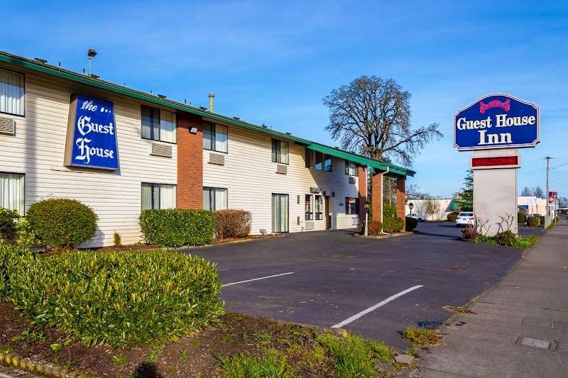 Guest House Inn in Junction City, Oregon, United States