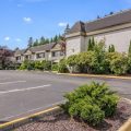 GuestHouse Inn & Suites