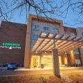 Gundersen Hotel & Suites