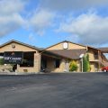 Hill Country Inn and Suite