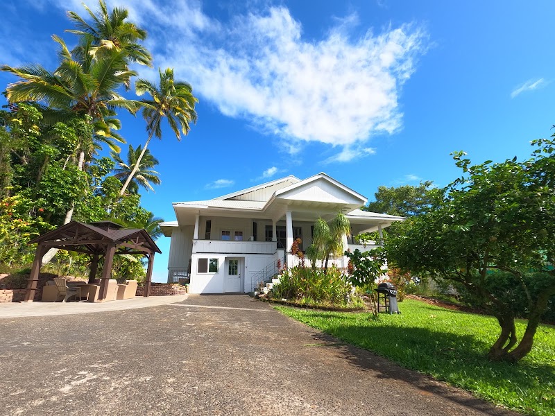 Hilo Bay Oceanfront Bed and Breakfast in Hilo, Hawaii, United States
