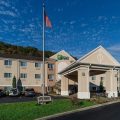 Holiday Inn Express Charleston-Kanawha City