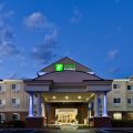 Holiday Inn Express Hotel & Suites Charlotte