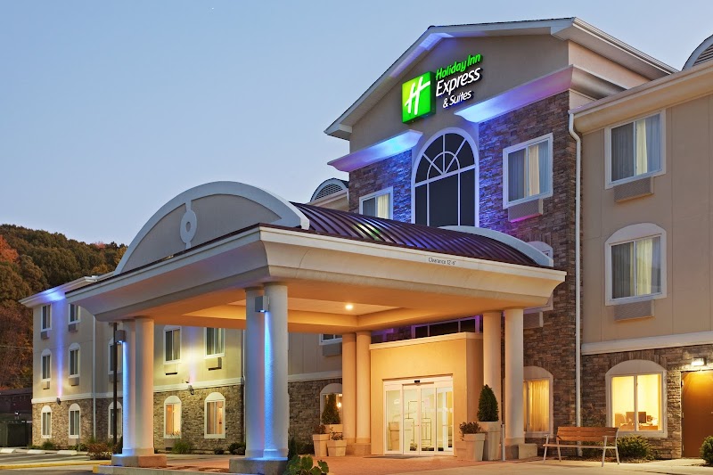 Holiday Inn Express Hotel & Suites Meriden in Meriden, Connecticut, United States