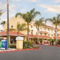 Holiday Inn Express Hotel & Suites San Diego-Escondido
