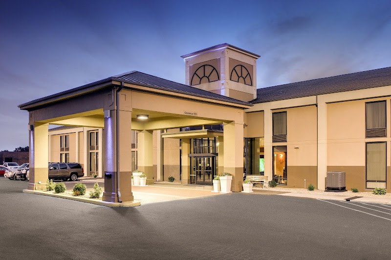 Holiday Inn Express Marshfield (MO) in Marshfield, Missouri, United States