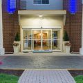 Holiday Inn Express Petersburg-Fort Lee
