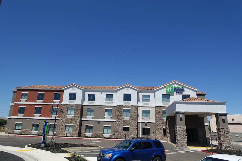 Holiday Inn Express & Suites Brentwood in Brentwood, California, United States