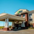 Holiday Inn Express & Suites Brookhaven
