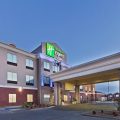 Holiday Inn Express & Suites Brownfield