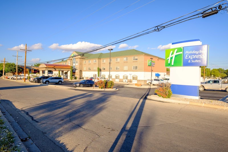 Holiday Inn Express & Suites Carlsbad in Carlsbad, New Mexico, United States