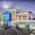 Holiday Inn Express & Suites Carrizo Springs