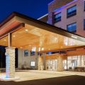 Holiday Inn Express & Suites Chicago North Shore – Niles