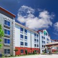 Holiday Inn Express & Suites Dallas Lewisville