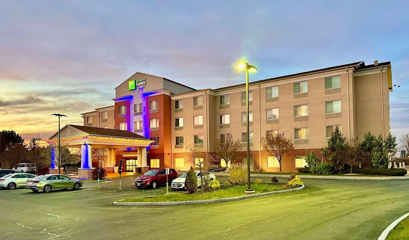 Holiday Inn Express & Suites Dewitt (Syracuse), an IHG Hotel in East Syracuse, New York, United States