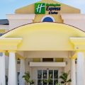 Holiday Inn Express & Suites Falfurrias