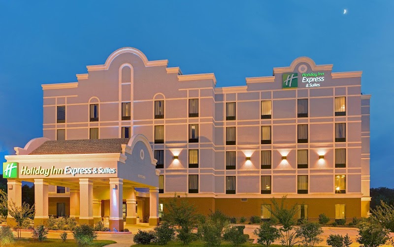 Holiday Inn Express & Suites Greenwood in Greenwood, Mississippi, United States