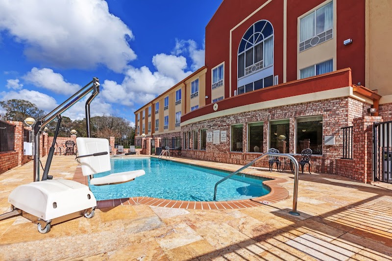 Holiday Inn Express & Suites Lafayette-South in Lafayette, Louisiana, United States