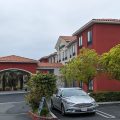 Holiday Inn Express & Suites Lake Forest, an IHG Hotel