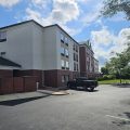 Holiday Inn Express & Suites Milwaukee-New Berlin