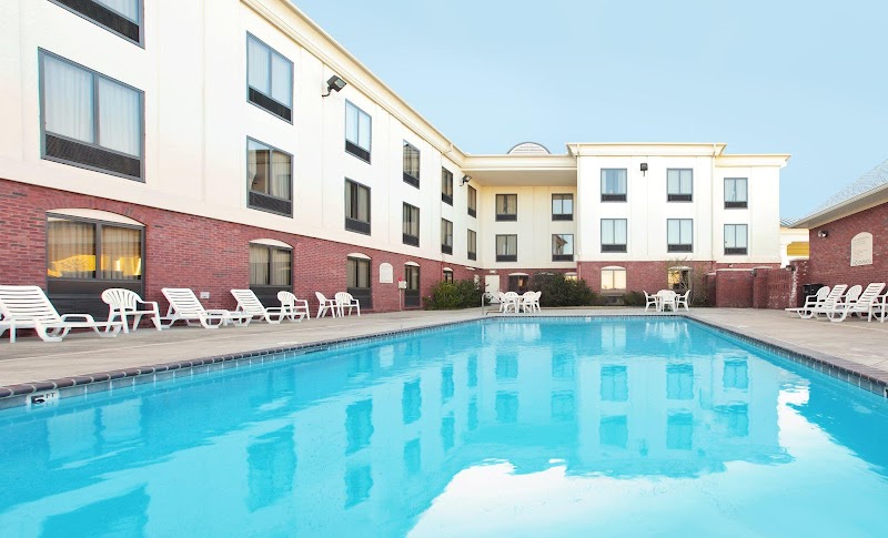 Holiday Inn Express & Suites Pine Bluff in Pine Bluff, Arkansas, United States