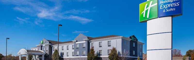 Holiday Inn Express & Suites Pittsburg in Pittsburg, Kansas, United States