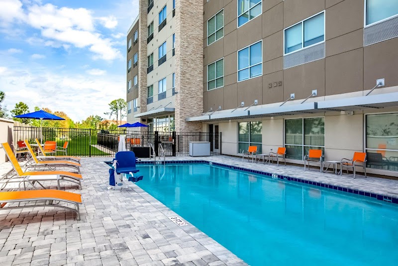 Holiday Inn Express & Suites Sanford - Lake Mary in Sanford, Florida, United States